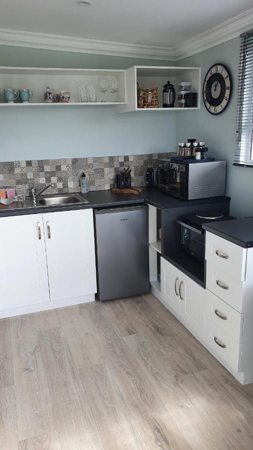Modern Solar Powered 1 Bed Studio Apartment With Amazing Views Plettenberg Bay Exterior foto